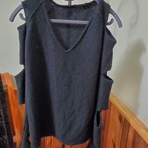 Aqua 100% Cashmere cut out sleeves